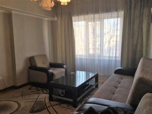 Сдается 3-комнатная квартира в центре Бишкека (пр.Манаса/Чуй)