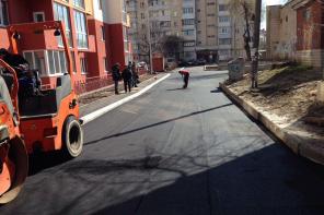 Строительство дорог любой сложности в короткие сроки на высоком уровне! Многолетний опыт на территории Кыргызстана, десятки успешных проектов и сотни довольных клиентов. Мы команда профессионалов со своей техникой отвечающей современным требованиям.